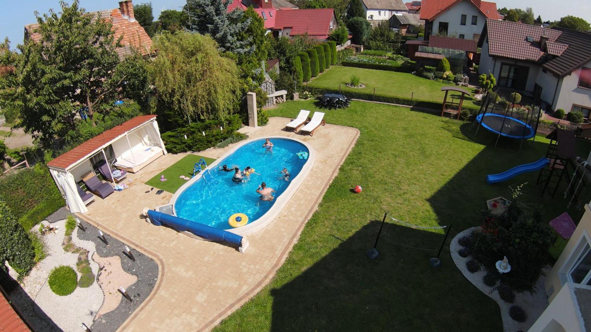 Aven'A Pokoje Goscinne Z Basenem Ujście-Darłowskie Esterno foto